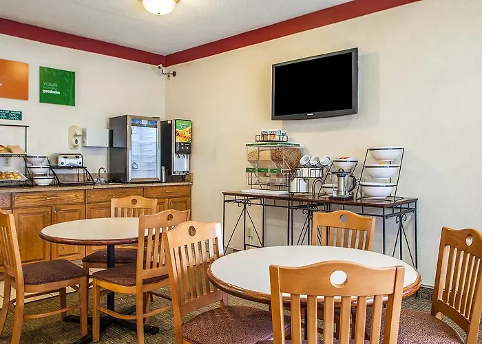 Hotel Comfort Near Casino District