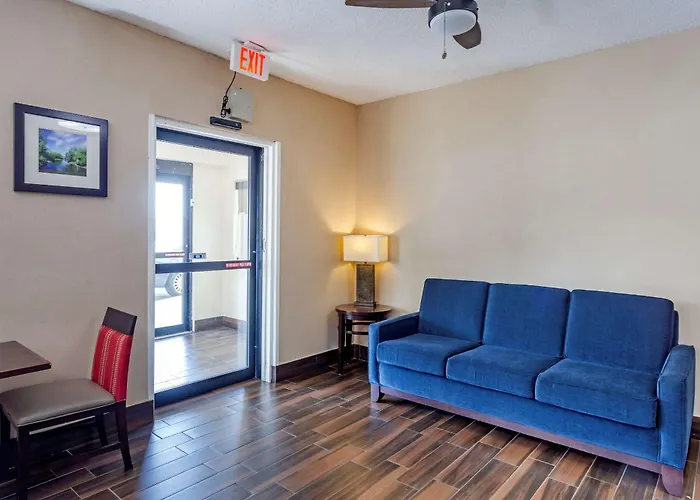 Comfort Near Casino District Hotel Rockford