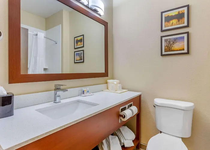 Comfort Near Casino District Hotel Rockford