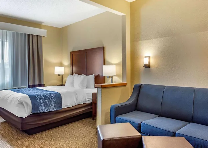 Comfort Near Casino District Hotel Rockford