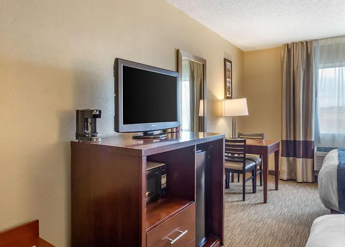 Comfort Near Casino District Hotel Rockford
